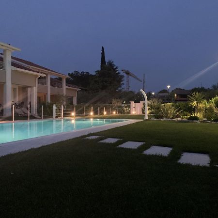 Villa Meri Star 마네르바 델 가르다 외부 사진